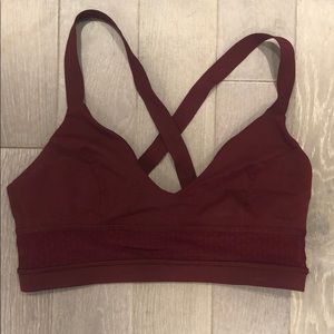 Lululemon burgundy polka dot mesh bra size 6